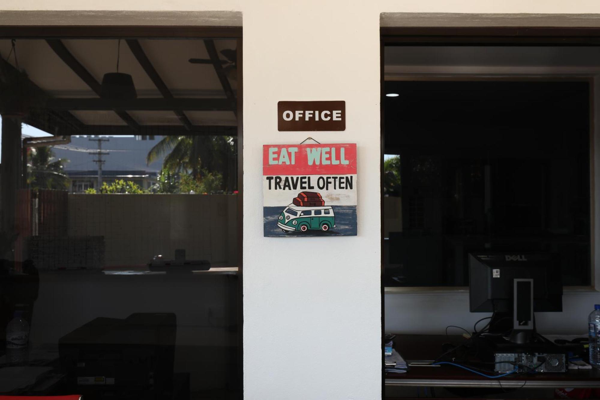 Tropical Plaza Apt Nadi Exterior foto
